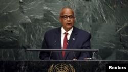 El ministro de Relaciones Exteriores somalí, Abdisalam Omer, expresó optimismo por la reapertura de la embajada de su país en EE.UU.
