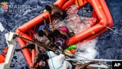 Italy Migrants