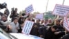 Gaza Protesters Pelt UN Chief's Convoy With Shoes