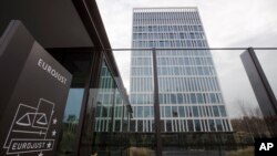 ARCHIVO - Vista exterior del edificio Eurojust antes de una conferencia de prensa en La Haya, Países Bajos, el 5 de diciembre de 2018.
