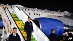 Menteri Luar Negeri AS Antony Blinken tiba di Bandara Internasional Bole di Addis Ababa, Ethiopia, pada 14 Maret 2023. (Foto: Tiksa Negeri/Pool via AP)