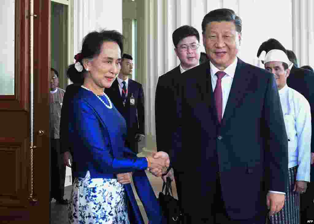 တရုတ်သမ္မတ Xi Jingping နဲ့ နိုင်ငံတော်အတိုင်ပင်ခံ ဒေါ်အောင်ဆန်းစုကြည်တွေ့ဆုံ 