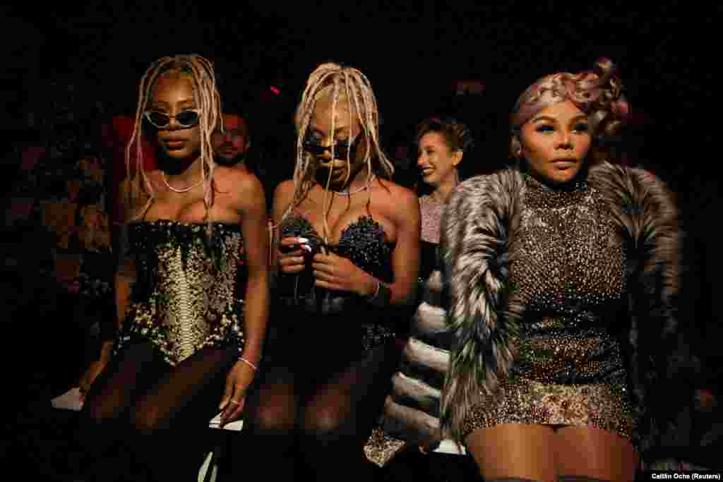 Shannon Clermont, Shannade Clermont e Lil' Kim no New York Fashion Week 2018 (Semana da Moda de Nova Iorque)