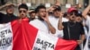 Barberos protestan por muertes que convierten a 2024 en el año con más homicidios de Perú desde 2017