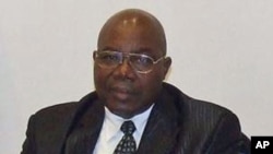 Afonso Massanga, que em Fevereiro de 2012 abandonou Nzita Tiago e assumiu a presidência do movimento