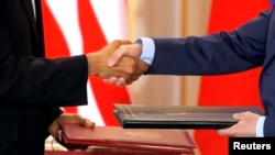 美俄領導人2010年4月8日簽署新削減戰略武器條約(New START Treaty)（路透社資料照）