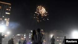 Fogos de artifício no Rio de Janeiro, Brasil. 1 de Janeiro de 2021