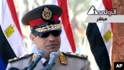 Panglima militer Abdel Fattah el-Sissi menyerukan aksi demo untuk memberi mandat militer agar dapat mengkonfrontasi tindak kekerasan dan terorisme di Mesir, melalui siaran televisi pemerintah di Kairo (24/7).