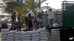 ဓာတ်ပုံ (AP / Khin Maung Win) 