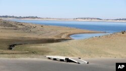 Una sequía de cuatro años ha obligado a varias ciudades de California invertir en plantas de desalinización. 