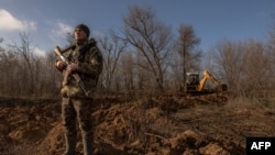 Воздухопловните сили на Украина соопштија дека Русија лансирала 23 беспилотни летала насочени кон три украински региони.