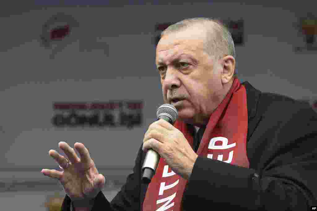 Rais wa Uturuki Recep Tayyip Erdogan ataka nchi za magharibi zichukue hatua dhidi ya chuki na ubaguzi dhidi ya Waislam, mjini Gaziantep, Turkey, Machi 15, 2019. baada ya tukio la kigaidi dhidi ya Waislam New Zealand,