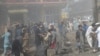 انفجار بمب در بازاری در پاکستان بیش از ۲۲ کشته برجای گذاشت