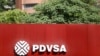 ARCHIVO - Logotipo de la estatal PDVSA visto en Caracas.