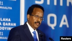 Faayilii - Prezidaantii Somaaliyaa, Abdullaahii Faarmaajoo,