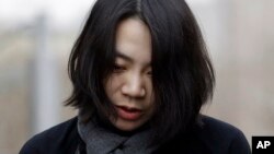 Cho Hyun-ah, mantan kepala layanan kabin maskapai Korean Air, di Seoul, Korea Selatan (12/12). 