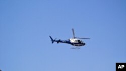Helicóptero da polícia angolana