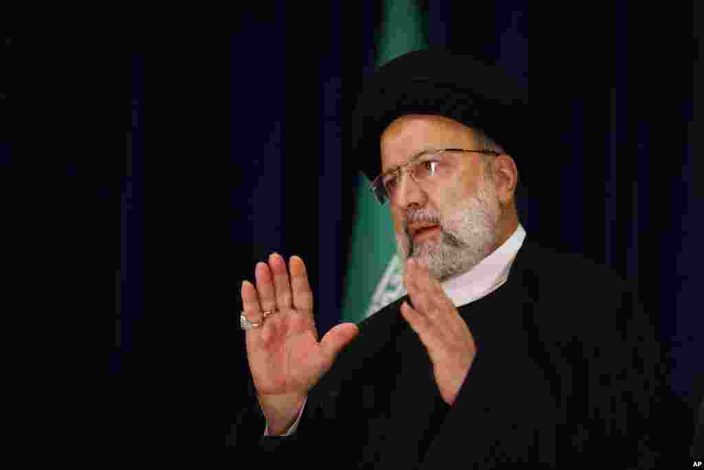 ابراهیم رییسی، در یک کنفرانس خبری در حاشیۀ مجمع عمومی سازمان ملل متحد، نیویارک ۲۰ سپتمبر ۲۰۲۳
