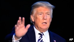 El presidente Donald Trump dice que Canadá podría quedar fuera del TLCAN.