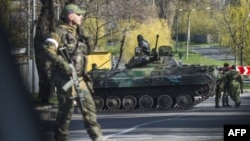 Проросійські бойовики в Донецьку
