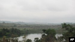 Lago Ambuíla, Uíge