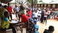 Les Mozambicains aux urnes