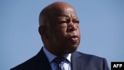 聯邦資深眾議員約翰·劉易斯（John Lewis）2017年9月15日在國會山舉行記者會。