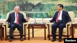 中国国家主席习近平和美国国务卿蒂勒森在北京人民大会堂会晤（2017年3月19日）