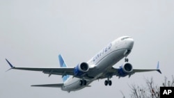 United, con sede en Chicago, buscar otros 4.500 millones de dólares en ayuda del gobierno. 