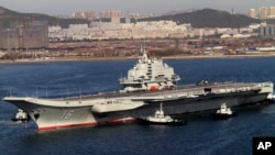 中国航空母舰“辽宁号”