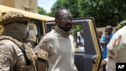 Le colonel Assimi Goita, président du Comité national pour le salut du peuple à Bamako, Mali. (Photo AP)