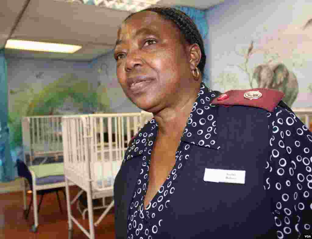 A woman who had been abandoned came to Diepkloof Hospice. Rachel Mabena was shocked. "Maggots coming out of the orifices... They were on the face... That day I could not sleep." (VOA / D.Taylor)