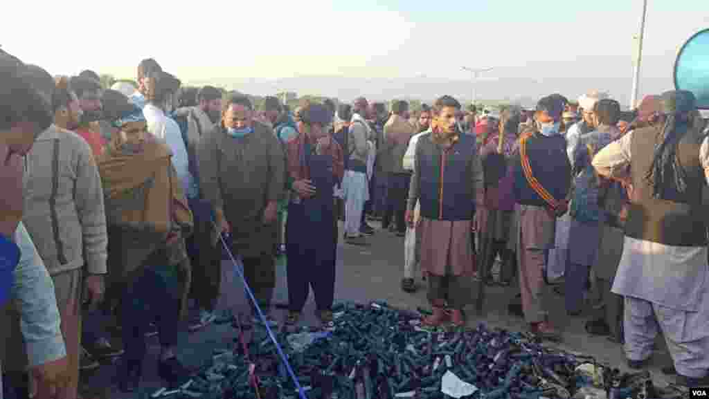 حکومتِ پاکستان کی جانب سے تاحال تحریک لبیک پاکستان کے مطالبات پر کوئی ردعمل سامنے نہیں آیا۔