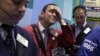 Caen las bolsas y el precio del petróleo